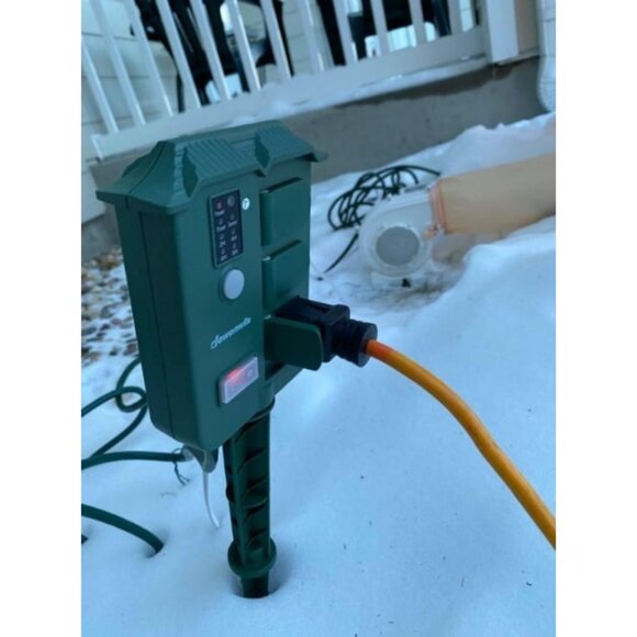 Outdoor Power Stake Timer Waterproof, 100FT Wireless Remote Control, 6ft cord - Picture 2 of 2